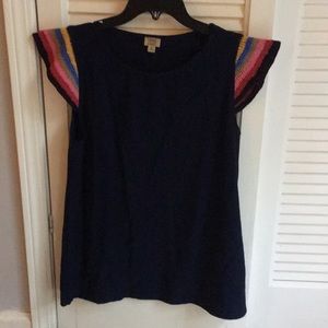 True Craft navy shirt with wing sleeves